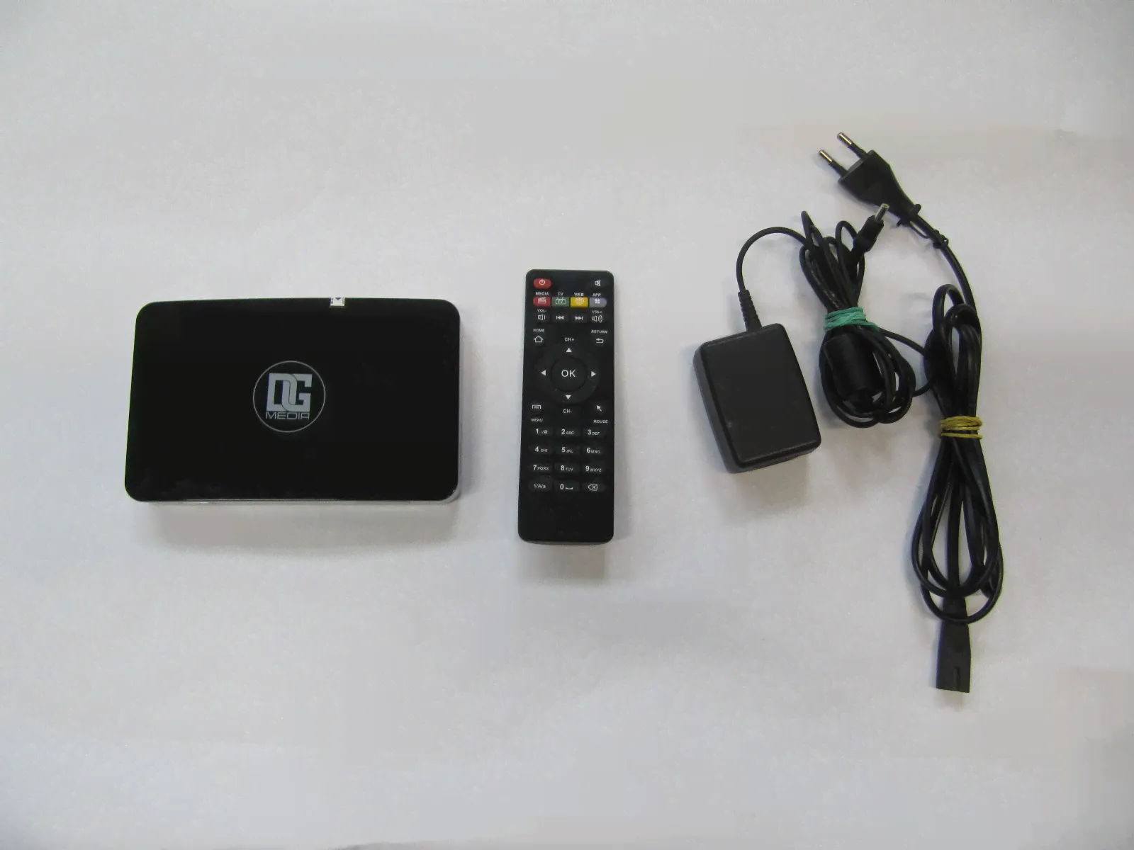 Медиаплеер DGMedia TV Box-3